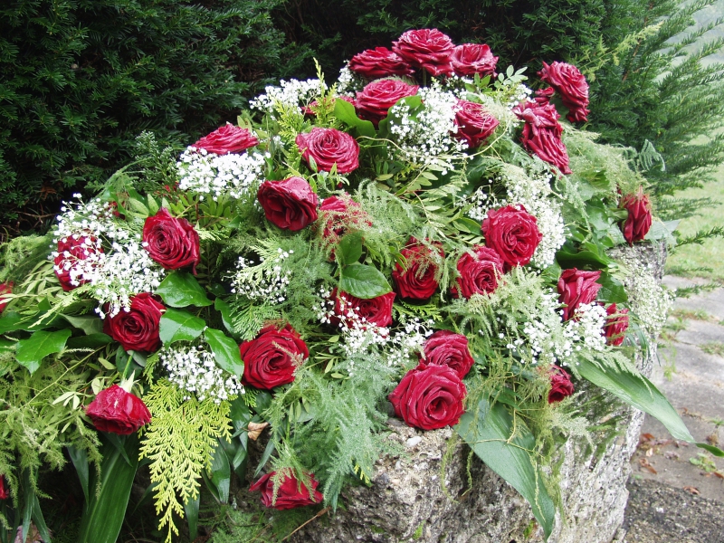 funeraire-COLOMARS-min_roses-61203